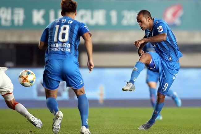 Ulsan Hyundai vs Gangwon, 17h30 ngày 29/7: Khó cản chủ nhà