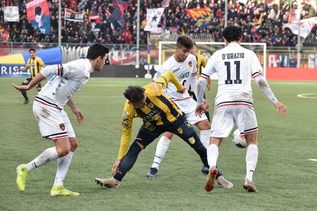 Cosenza vs Juve Stabia, 2h00 ngày 1/8: Đòn kết liễu