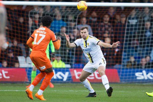 Luton Town vs Barnsley, 1h45 ngày 8/7: Khó cho chủ nhà