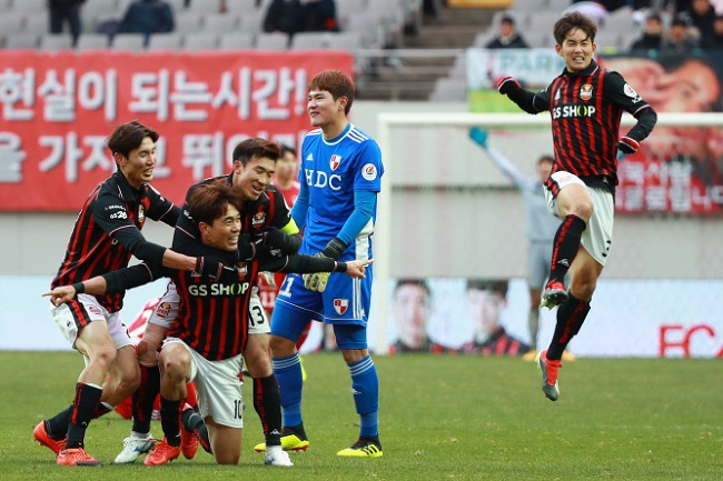 Busan IPark vs FC Seoul, 17h30 ngày 10/7: Phong độ là nhất thời