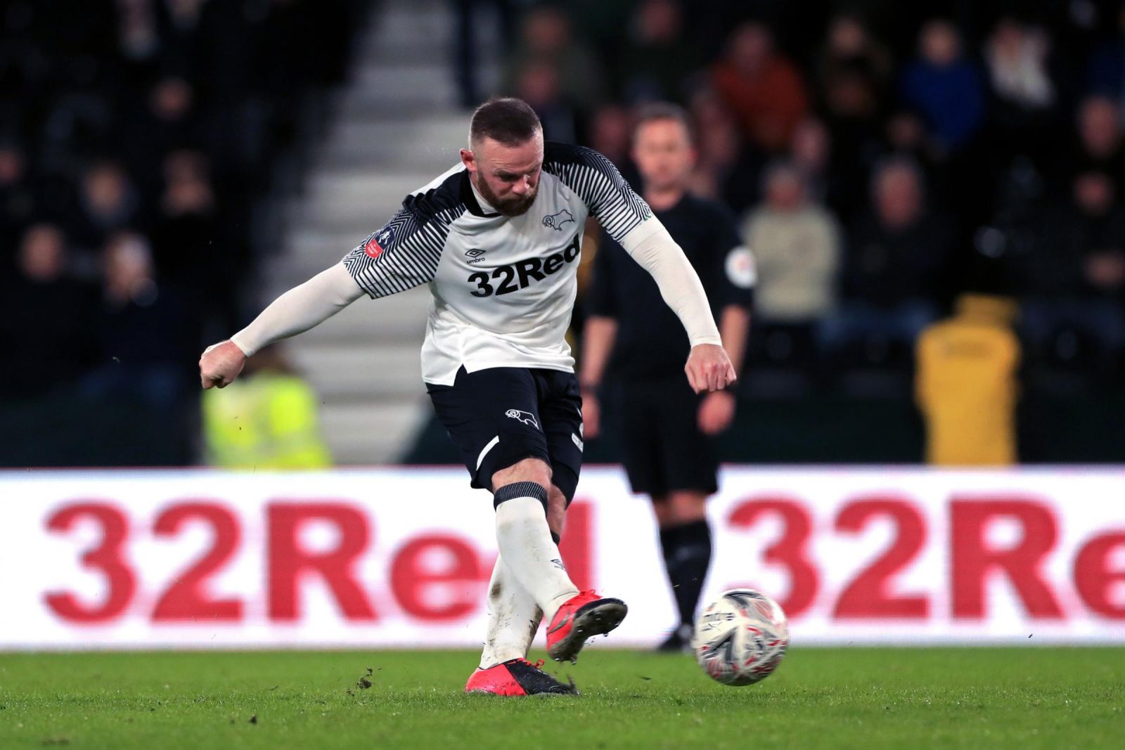 Derby County vs Barrow, 18h00 ngày 5/9: Lại nhớ Rooney