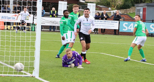 NSI Runavik vs Barry Town United, 0h ngày 21/8: Tận dụng lợi thế