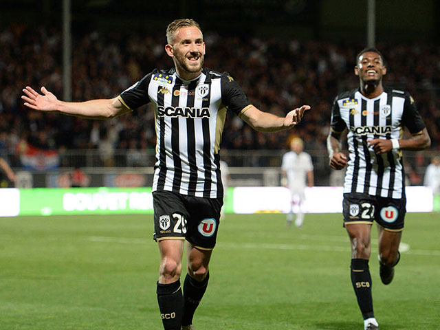 Angers vs Metz (20h00 18/10): Điểm tựa sân nhà