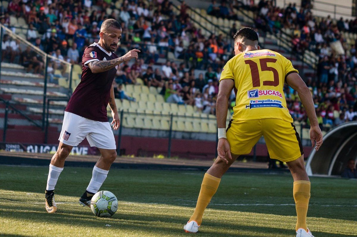 Puerto Cabello vs Trujillanos, 07h00 ngày 9/11: Tiếp cận nhóm đầu