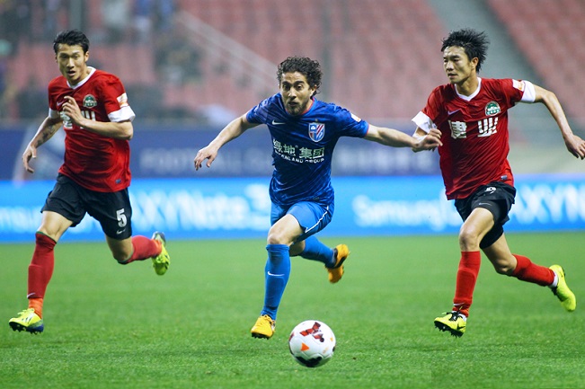 Henan Jianye vs Shanghai Shenhua, 14h30 ngày 26/8: Chìm trong khủng hoảng