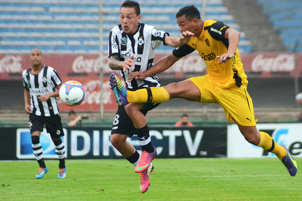 Penarol vs Mvo Wanderers, 6h ngày 31/8: Chia điểm nhạt nhòa