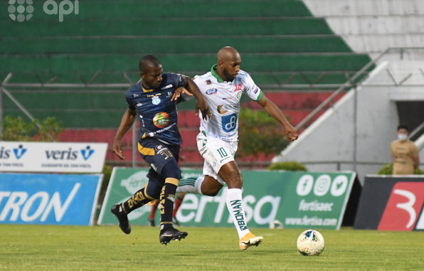 Macara vs Liga de Portoviejo, 06h00 ngày 24/11: Khai thác mỏ điểm