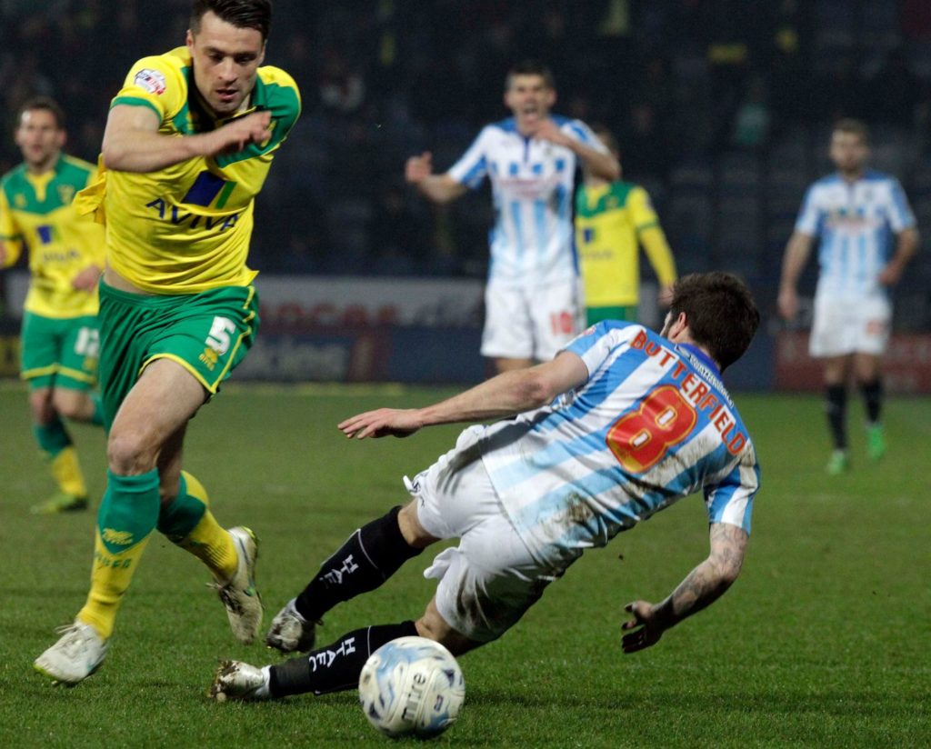 Huddersfield vs Norwich City, 21h ngày 12/9: Hoàng yến hồi sinh