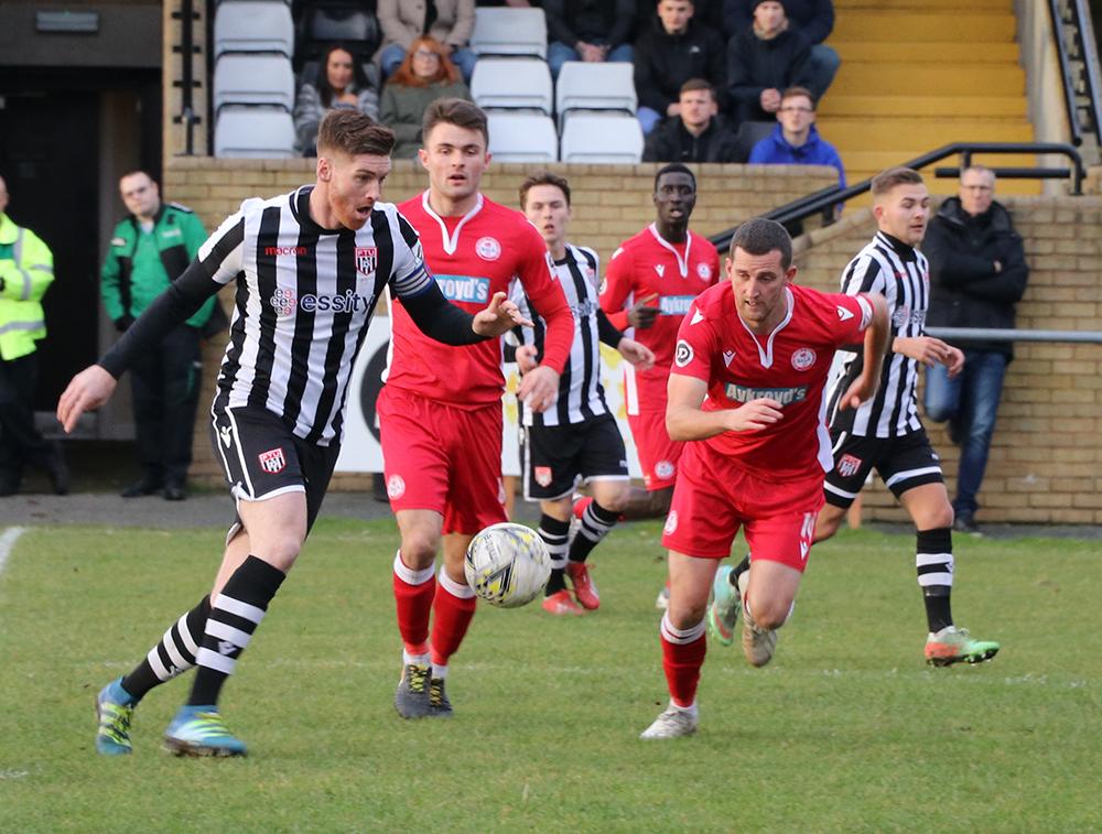 Standard Liege vs Bala Town, 1h ng&agrave;y 18/9: Thắng lợi thứ 8