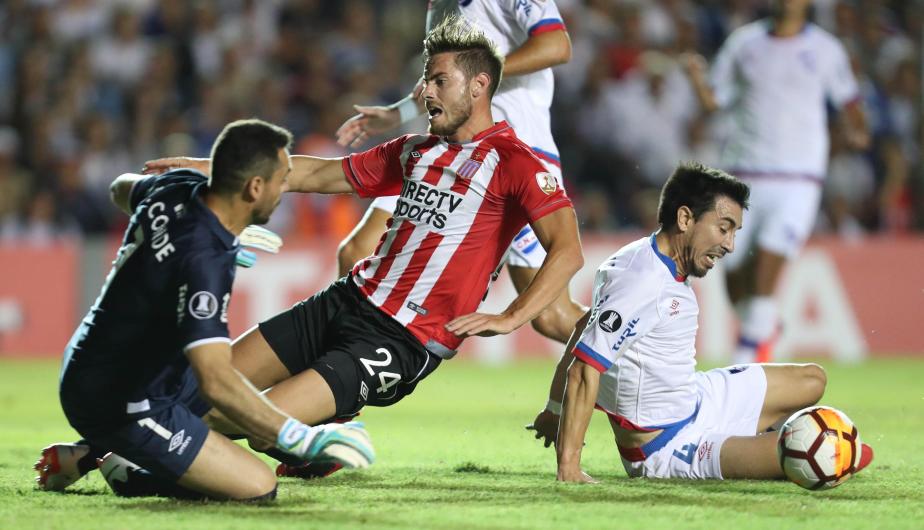 Estudiantes vs Nacional, 5h15 ngày 23/9: Còn nước còn tát