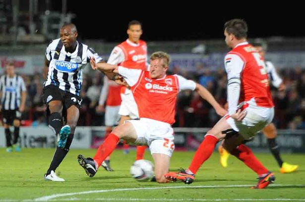 Morecambe vs Newcastle (1h45 24/9): Khó thắng cách biệt
