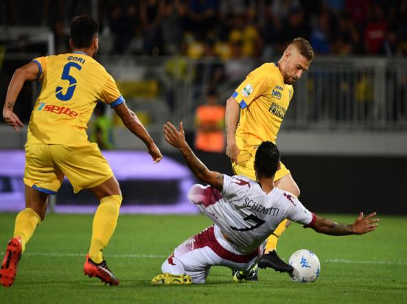 Frosinone vs Padova, 20h ngày 30/9: Khôn chợ dại nhà