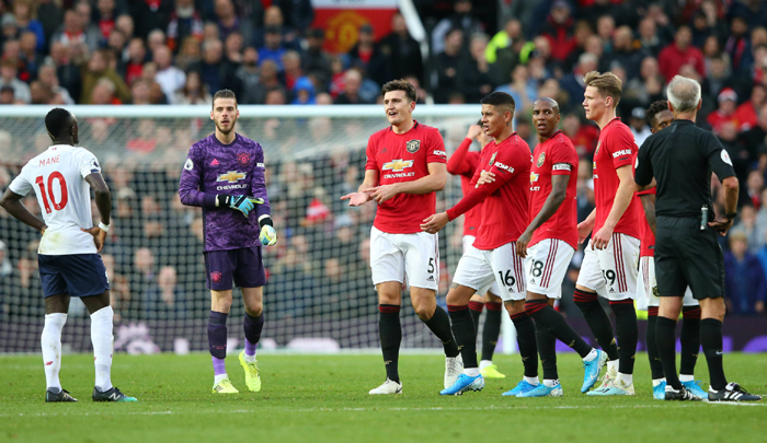 Những điểm n&oacute;ng định đoạt trận Liverpool vs MU: Salah, VAR v&agrave; hơn thế&hellip;