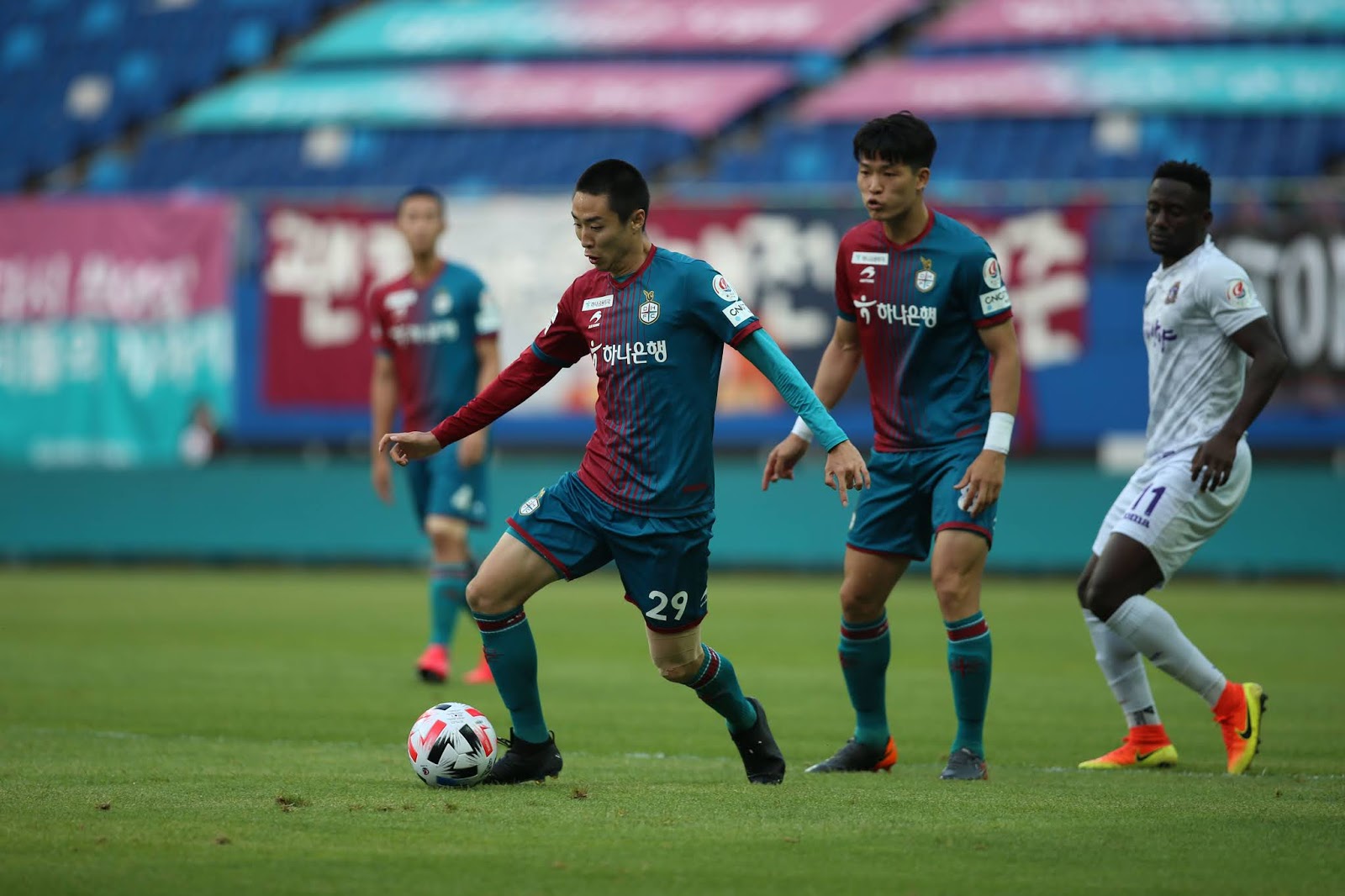 Daejeon Citizen vs Anyang, 17h00 ngày 17/11: Động lực vẫn hơn