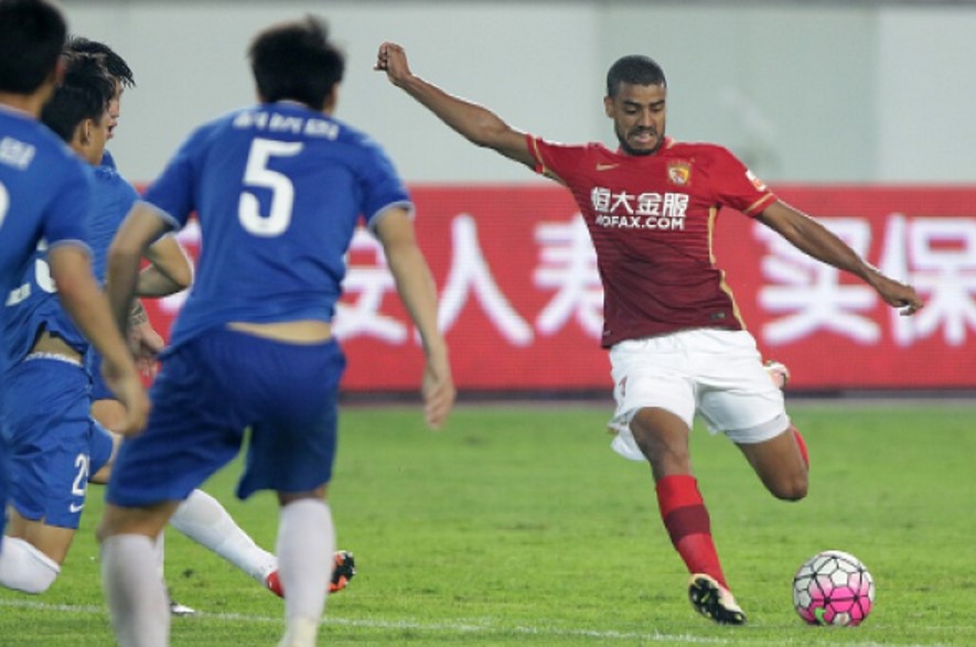 Dalian Pro vs Guangzhou Evergrande, 19h00 ngày 25/8: Hình ảnh trái ngược
