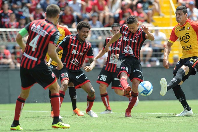 Santos Gu&aacute;piles vs Jicaral Sercoba: M&ugrave;a giải mới khởi sắc