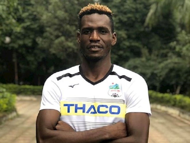 Chuyển nhượng V.League 23/1: Văn Toản kho&aacute;c &aacute;o HL H&agrave; Tĩnh