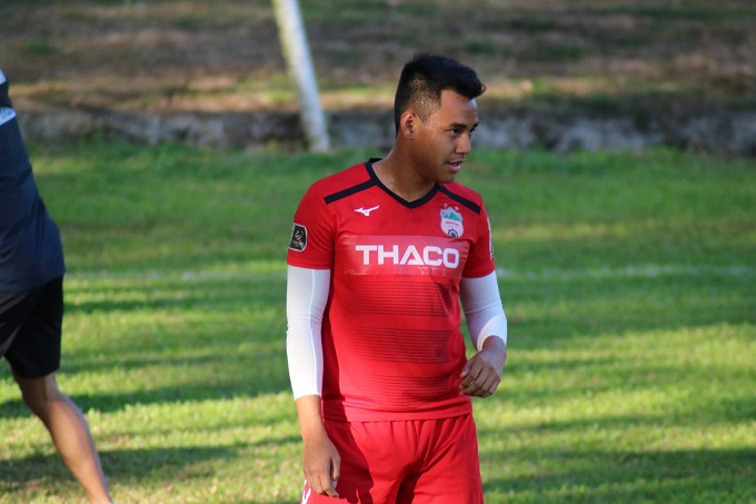 Tiểu sử Steven Đặng - cầu thủ Việt kiều của HAGL quê ở đâu?