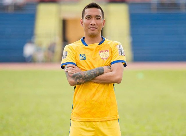 Chuyển nhượng V.League 6/1: L&ecirc; Tấn T&agrave;i đứng trước nguy cơ giải nghệ