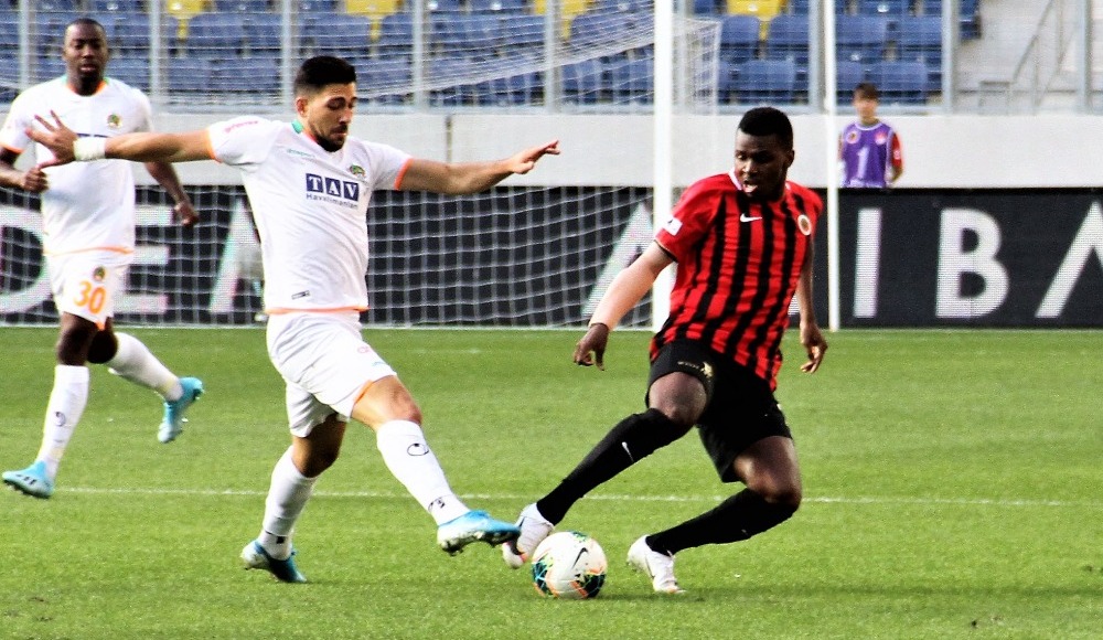 Genclerbirligi vs Alanyaspor, 17h30 ngày 5/12: Sợ hãi… sân nhà