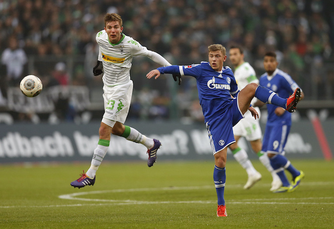 Mgladbach vs Schalke (00h30 29/11): Yếu lại thiếu
