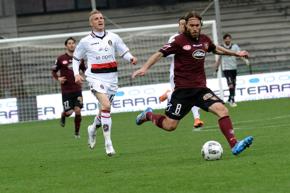 Brescia vs Vicenza, 3h ngày 5/1: Bám đuổi top 8