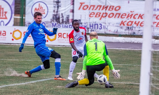 Isloch Minsk vs Slavia Mozyr, 18h00 ngày 18/4: Bám sát nhóm đầu