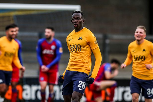 Nhận định bóng đá Torquay United vs Notts County, 2h45 ngày 18/3